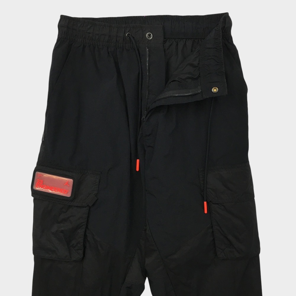 Jordan 23 Engineered Mens Black Nylon Cargo Pants Standard Fit Size M CK9167-010